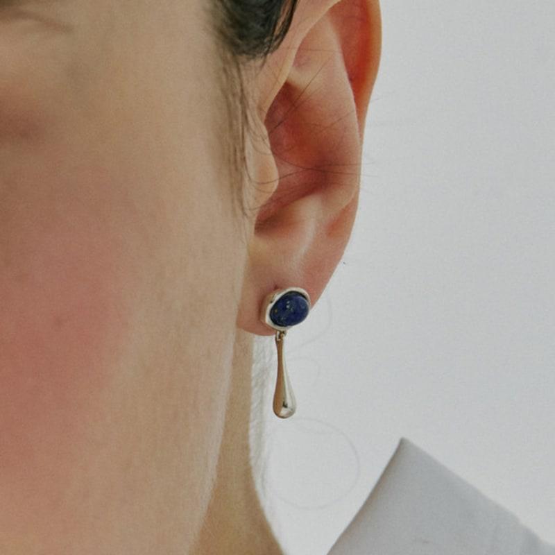 

etrive Audrey Stone Earrings In Lapis Silver