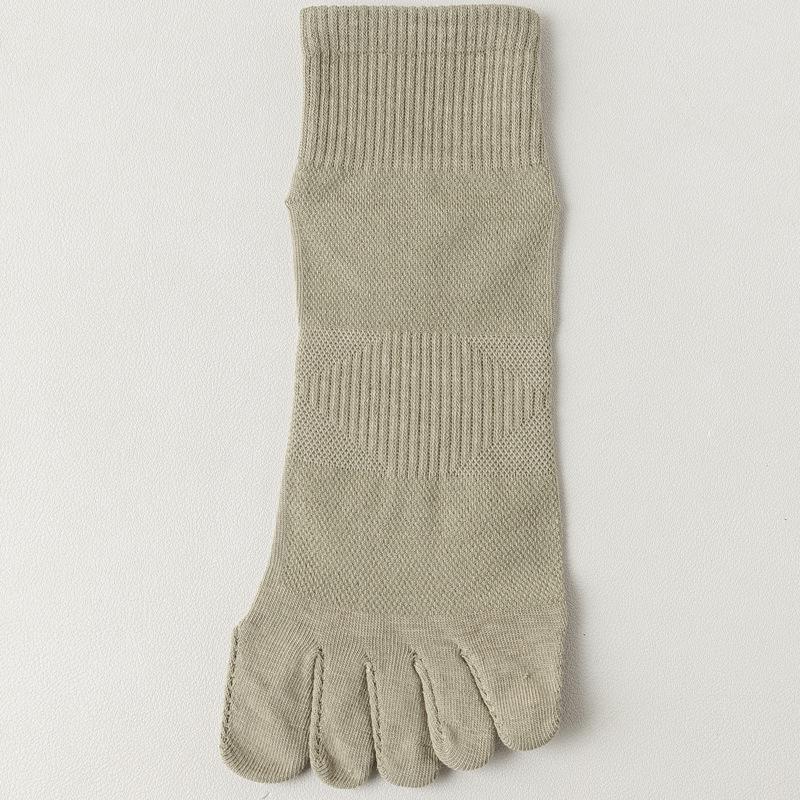 Men's Mid-Calf Five-Toe Cotton Socks - Spring/Summer, Sweat-Wicking, Deodorizing, Solid Color, Seamless, Long, Mesh, Sports, Split-Toe.
