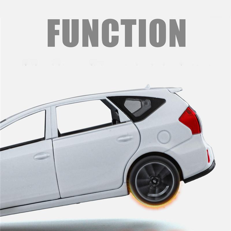 1/32 TOYOTA PRIUS Alloy Car Model Diecast Metal Vehicles Car Model Sound and Light Simulation Collection Childrens Toy Gift