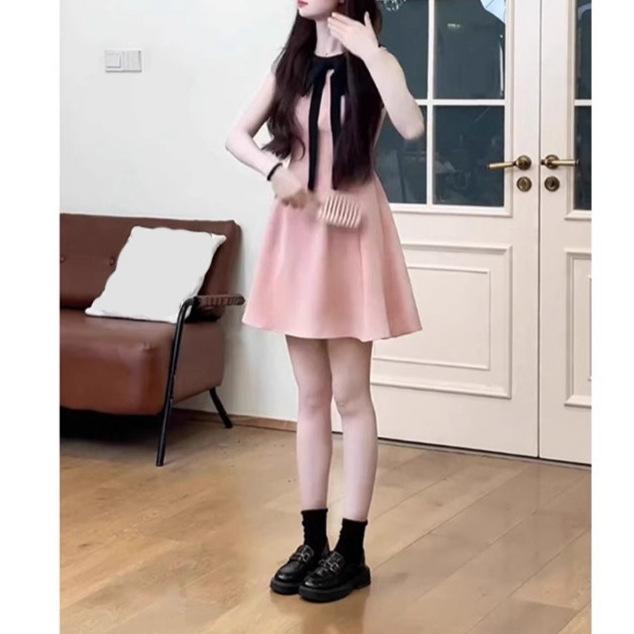 Xiaoxiangfeng Temperament Thousand Gold Feeling Dress Women's Clothing Summer New Fashion Bow Vest A Word Skirt