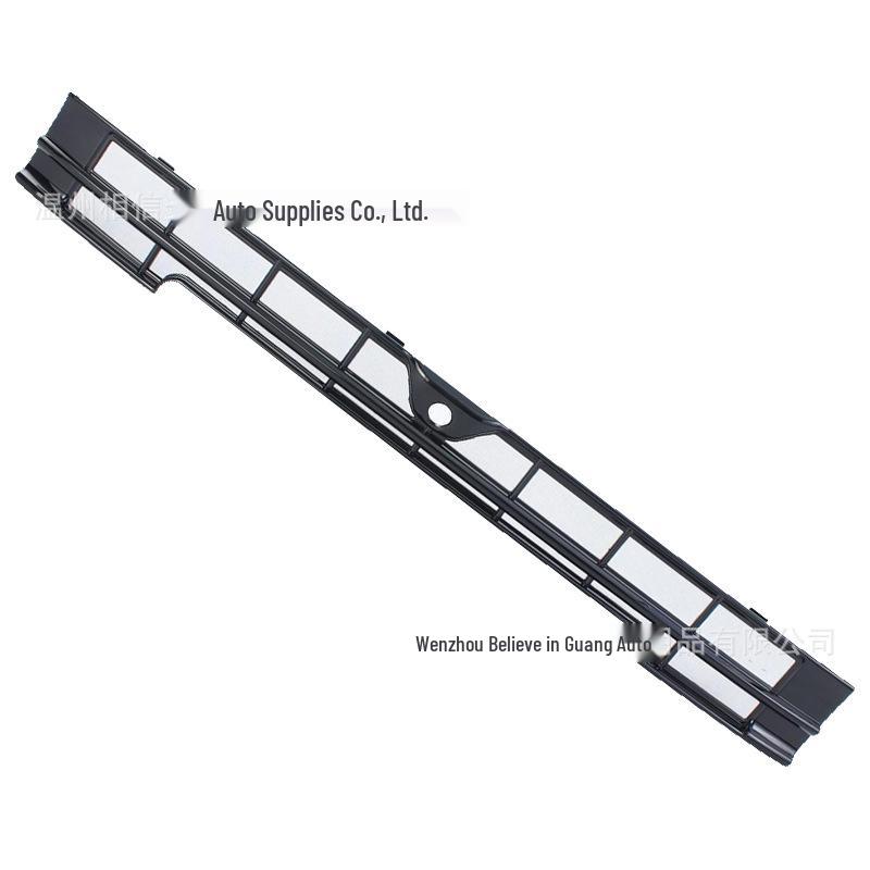 Leapmotor C11 2023-2024 Front Windshield Insect Net - Black Carbon Fiber Finish.