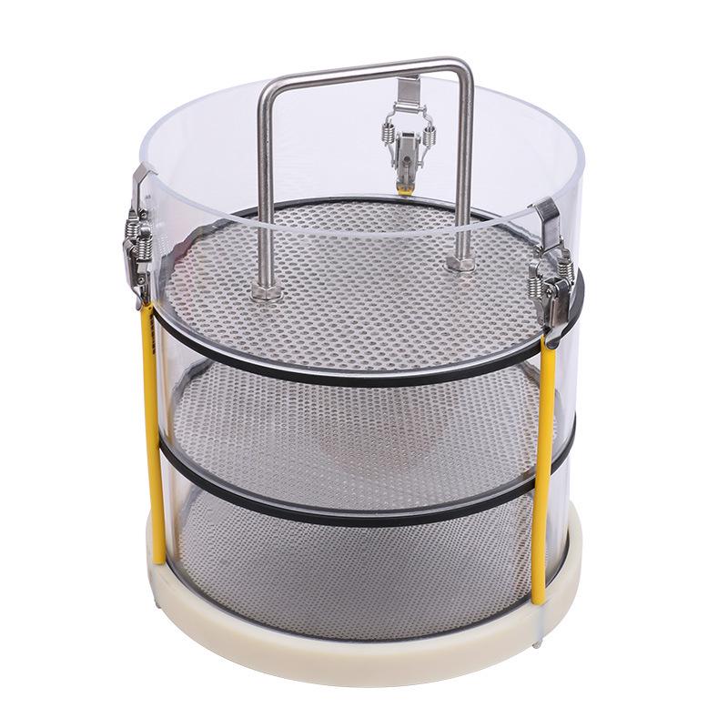 

Triple-Layer Pasture Manure Sieve for Dairy Cow Nutrition and Fecal Analysis
