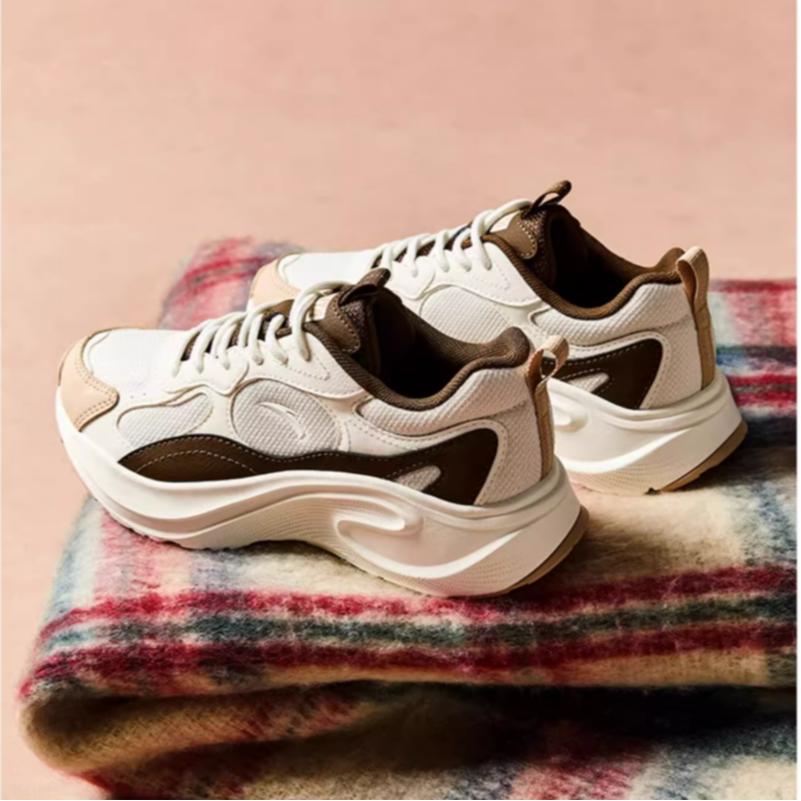 Anta Comfortable Fashionable Non-Slip Wear-Resistant Low-Top Casual Shoes Women Sneaker White Brown 122448813-1