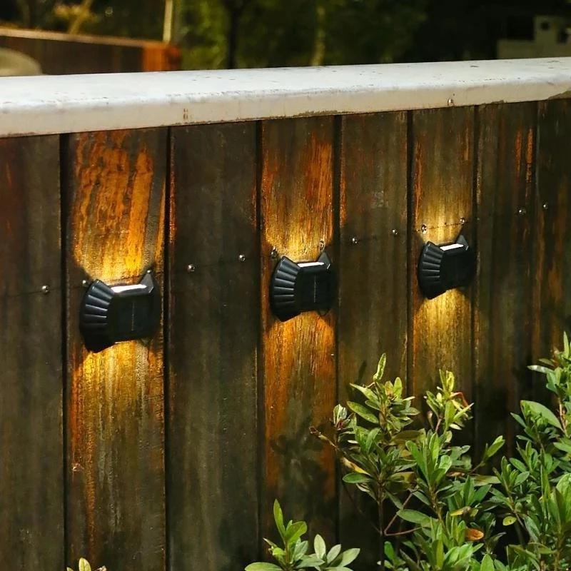 4Pcs/1Set Outdoor Solar Lamp LED Solar Light Wall Street Light Lamp Solar Powered Sunlight 8 LED Lamp Garden Decorative