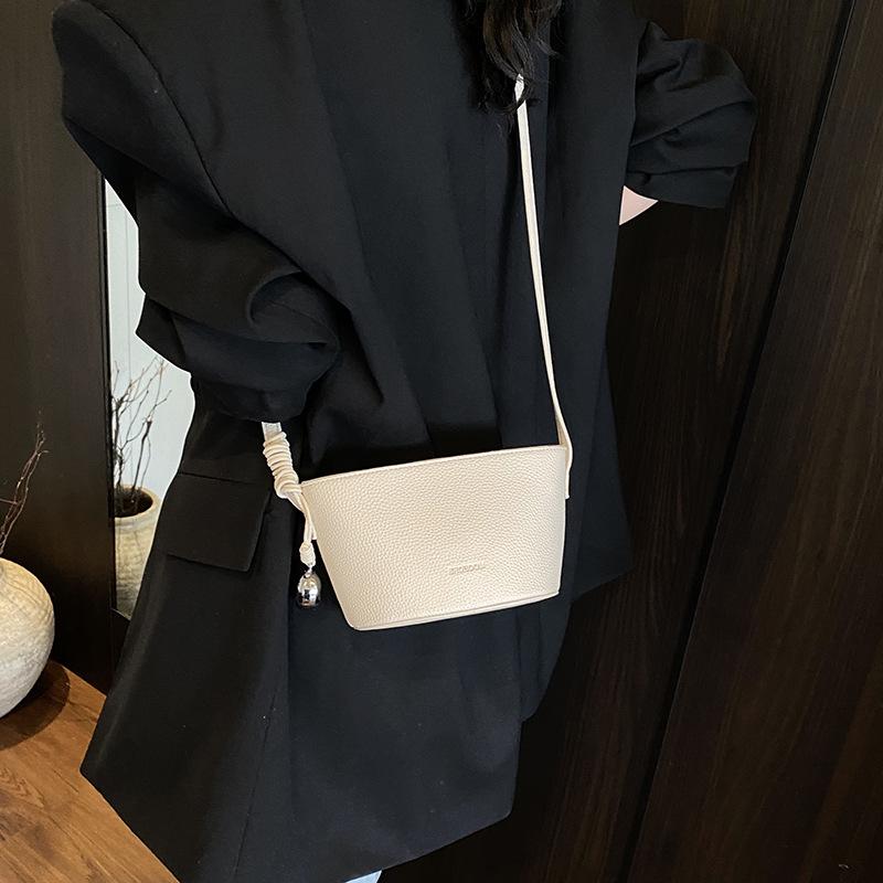 Mini Bucket Bag Women's New Casual Shoulder Bag Fashion Versatile Messenger Bag