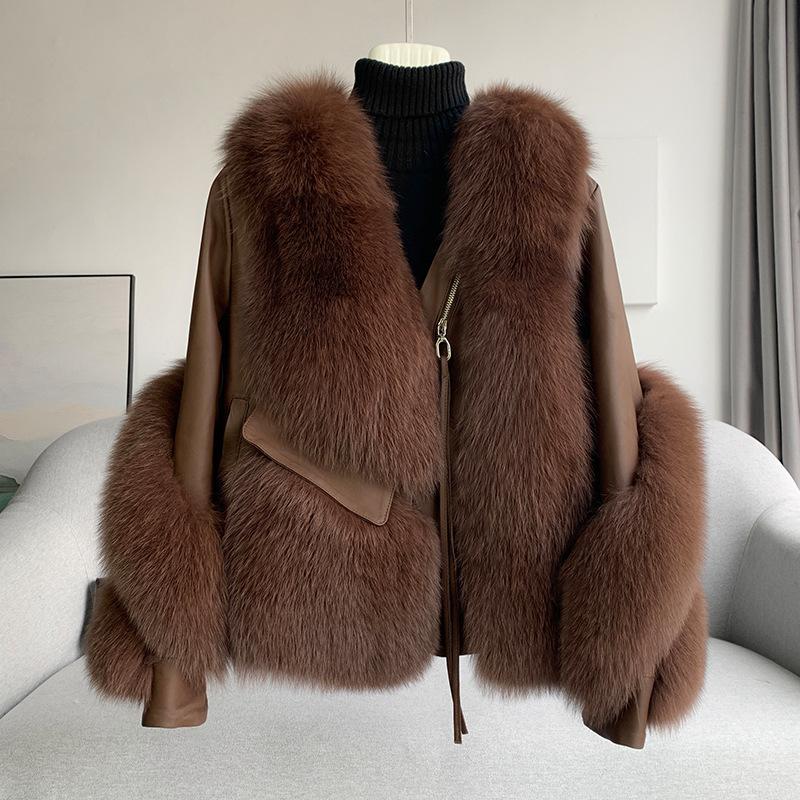 New Haining fox fur coat women's short, sheepskin locomotive suit fur integrated coat winter