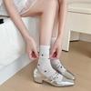 Atmungsaktive Damen Socken Ausgehöhlt Lange Socken Mode Mittelrohr Socken Sommer