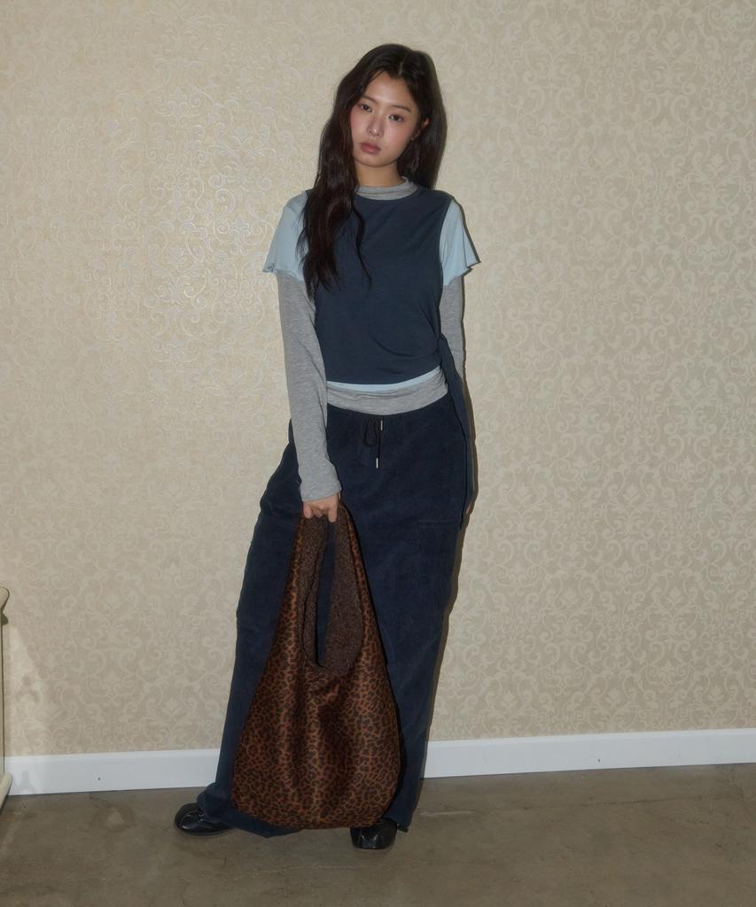 Leterie Boucle Reversible Shoulder Bag_Brown