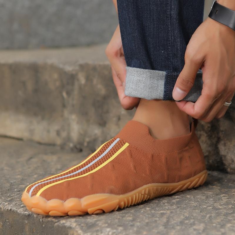 Fashion Unisex Outdoor Water Shoes Fast Drying and Breathable Five Finger Beach Shoes Hot Selling Indoor Fitness and Yoga Shoes