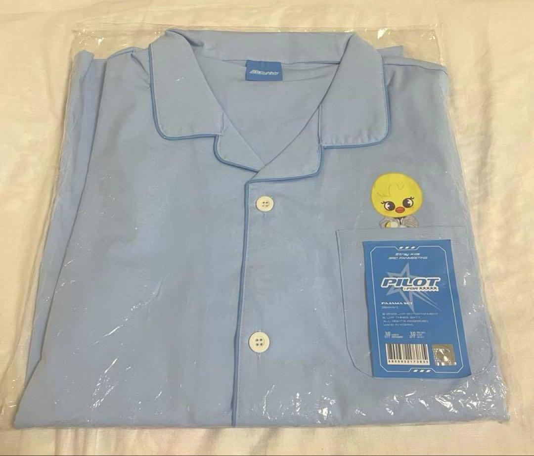 

[USED] straykids PILOT Felix Pogari Pajamas