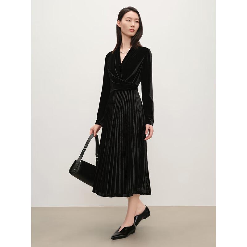 

JUZI ANNACO Velvet Overlap Pleated Slim Fit Dress M