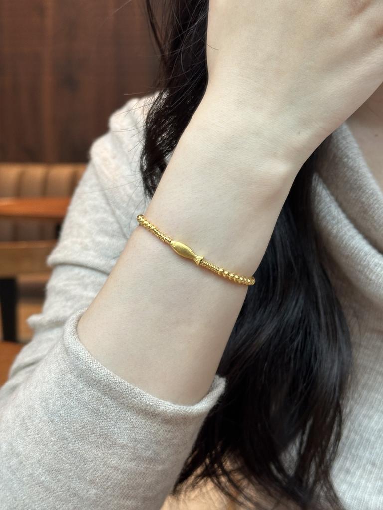 Transfer Koi Handornamente Goldperle Kleiner Fisch Armband für Damen 2024 Neuer Stil Goldperle Perlen Glücksbringer Armband Heißer Verkauf