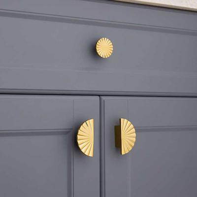 Accessori e parti di mobili – Maniglie per porte