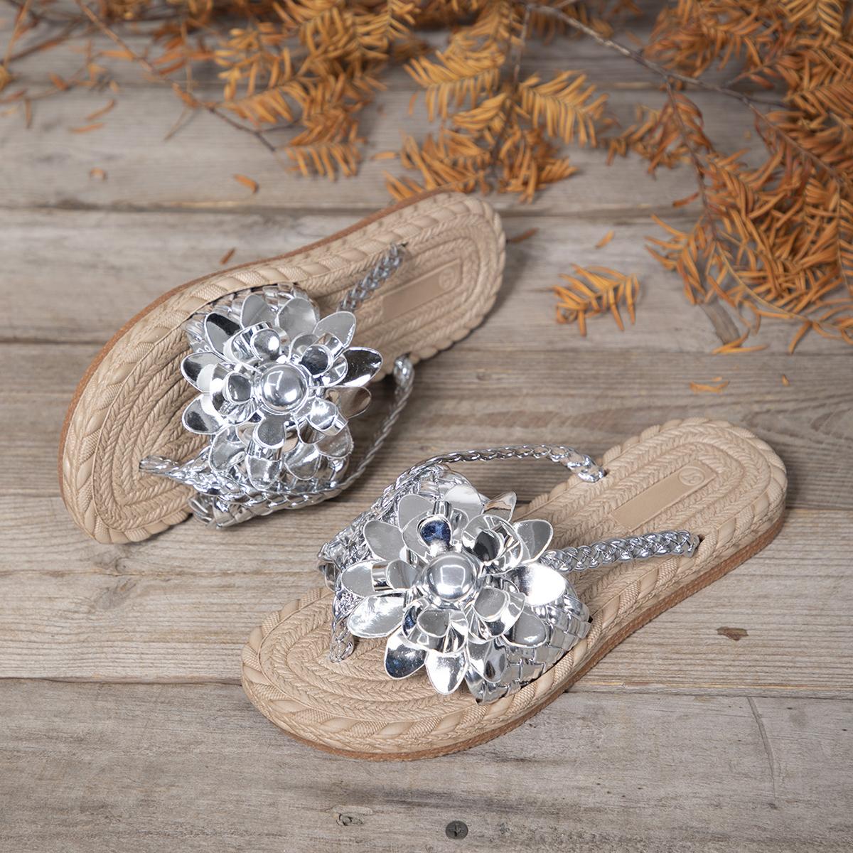 

Fashion Women Flower Flip Flops Slippers Women Shoes Boho Style Braided Band Designer Shoes Casual Non Slip Slides Ladies Zapatos Mujer 43 серебряный