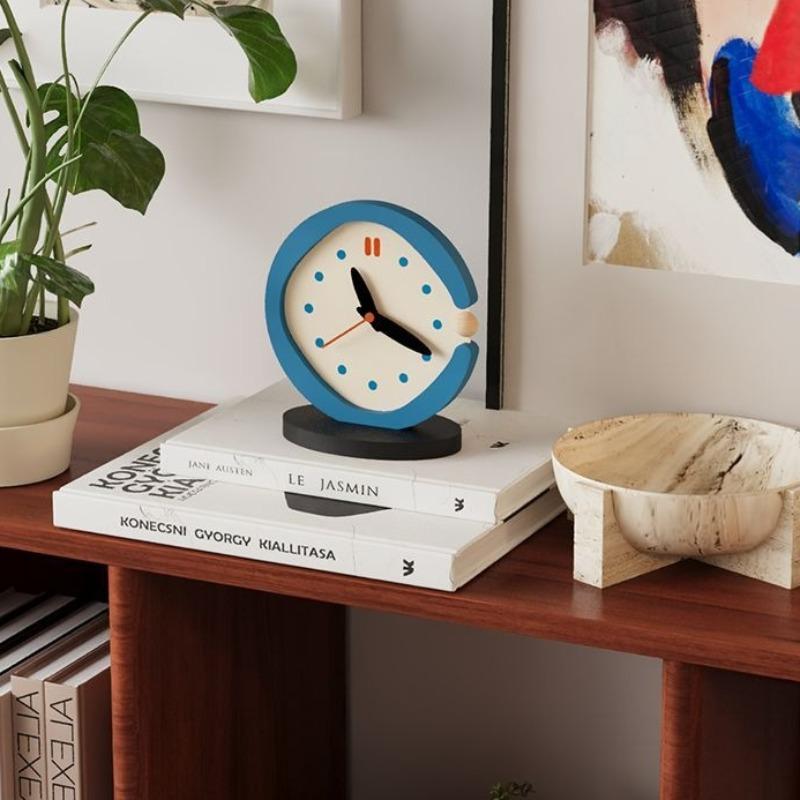 Retro Table Clock Living Room Desk Clocks Decorative Luxury Tabletop Watch Aesthetic Bedroom Desktop Watches Tables Decorations
