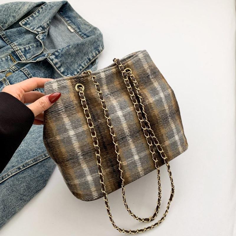 Elegant Plaid Women's Bucket Bag Soft Stylish Crossbody Purse For Casual Outfits