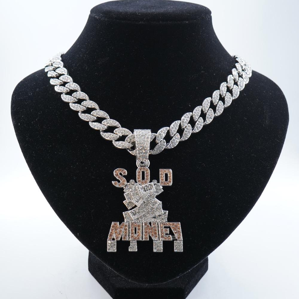 Cross-border hot-selling exaggerated cool pendant punk hip-hop men's necklace Cuban chain accessories