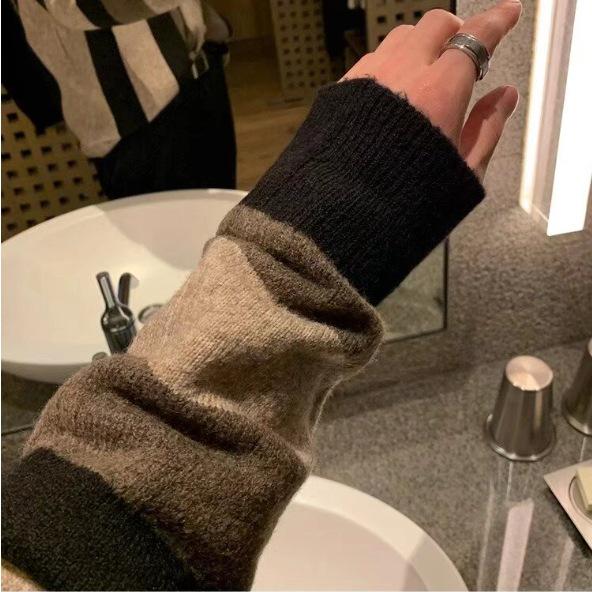 Men's Korean Striped V-Neck Knit Sweater - Autumn/Winter Loose Fit Long Sleeve Pullover