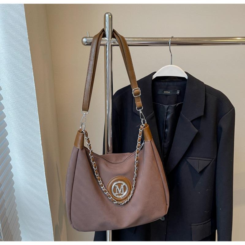 Bag women's large-capacity new autumn and winter versatile niche design single shoulder messenger bag chain dumpling bag