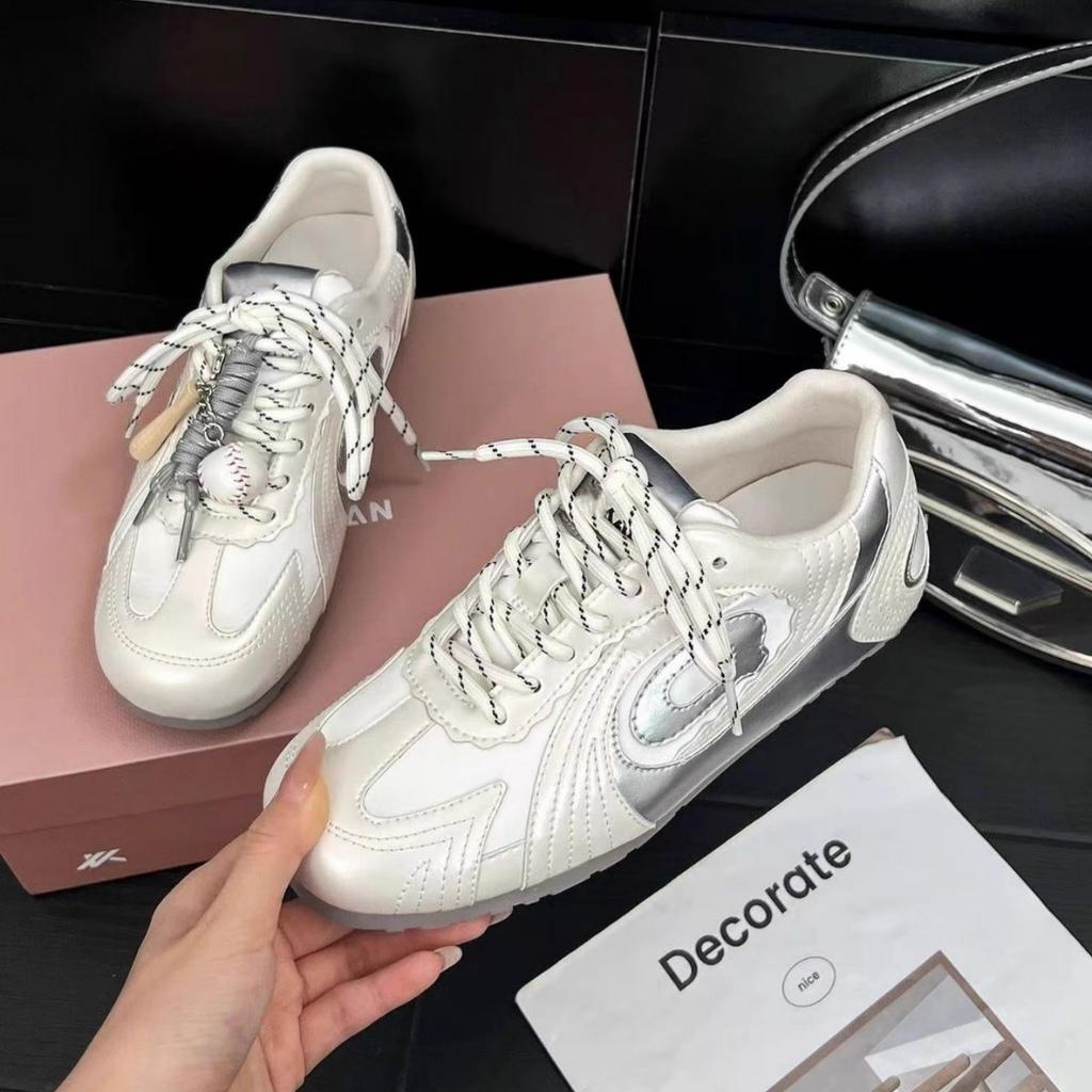 Retro Versatile Baseball Moral Training Shoes Women's 2025 New Comfortable and Lightweight Flat-bottomed Casual Sports Racing Forrest Gump Shoes