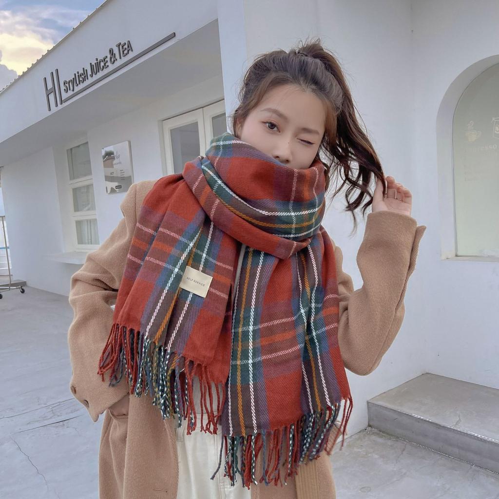 British retro plaid fringed scarf for men and women, versatile in autumn and winter, extended wool, advanced sense, thickened student scarf