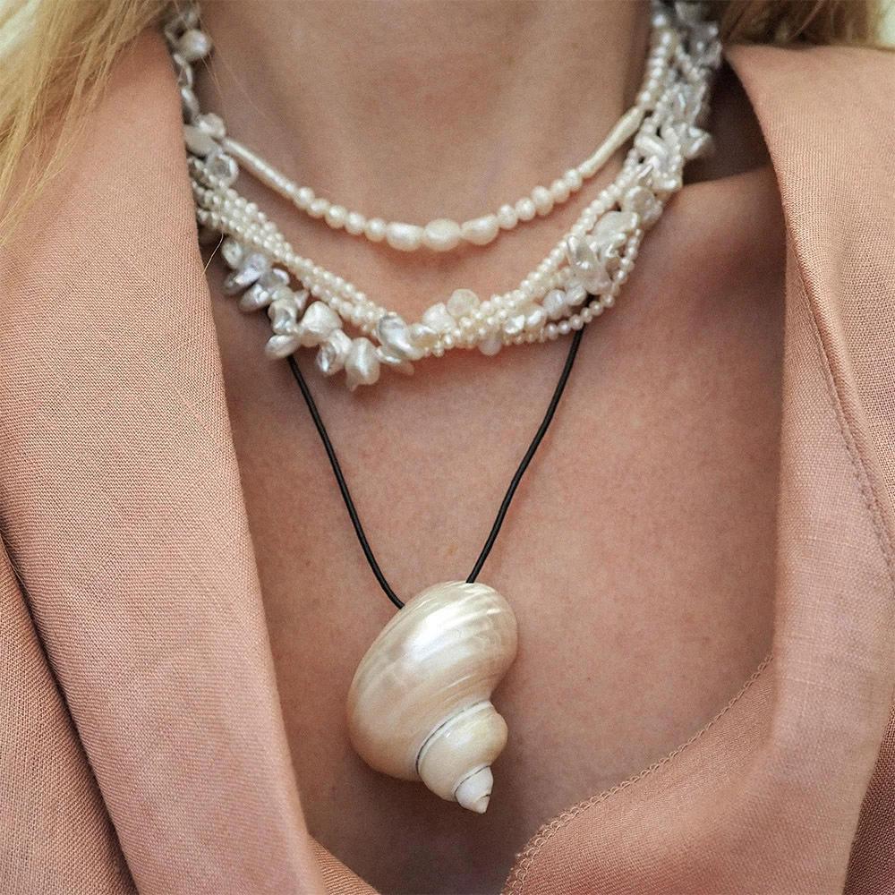 Natural Conch Shell Pendant Necklace For Women Girls Adjustable Long Sweater Chain Beach Hoilday Jewelry Fashion Accessory