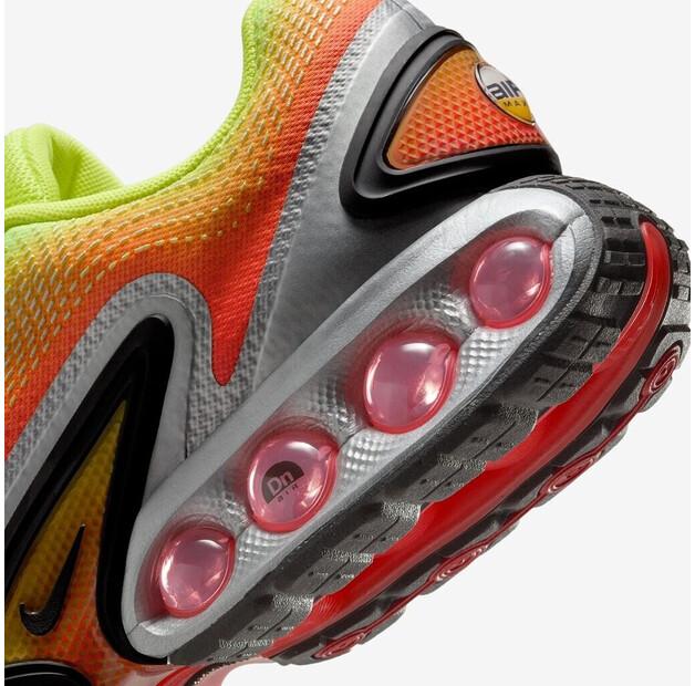 Кроссовки Nike Air Max Dn SE