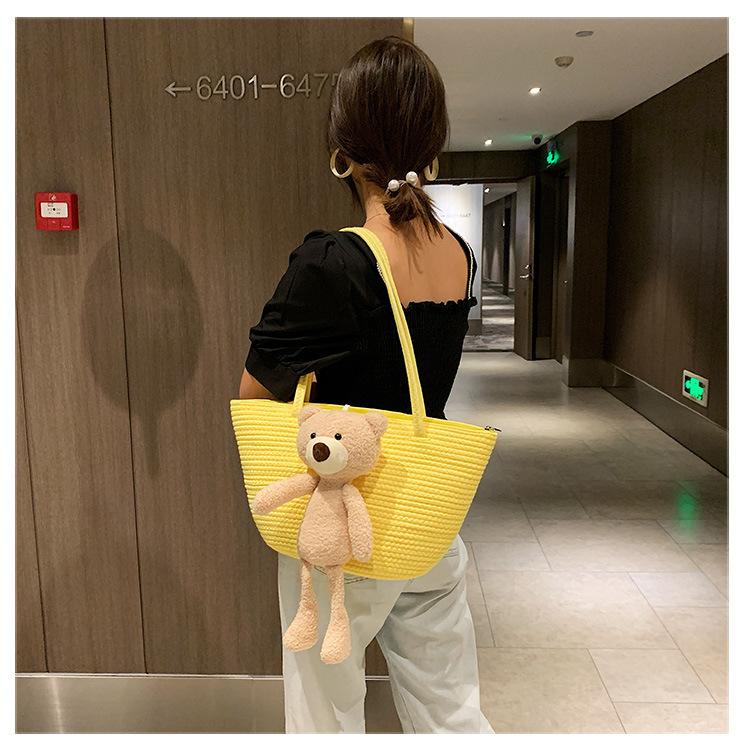 Woven Bag Large Capacity Ethnic Style Plush Bear Cute Straw Bag Shoulder Bag Travel Beach Bag