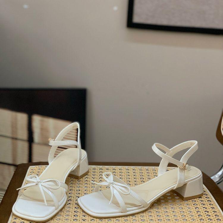 One Word with Temperament Sandals Women's 2025 Summer New Versatile Bow Thick Heel Thick Sole Square Head Fashion High Heels