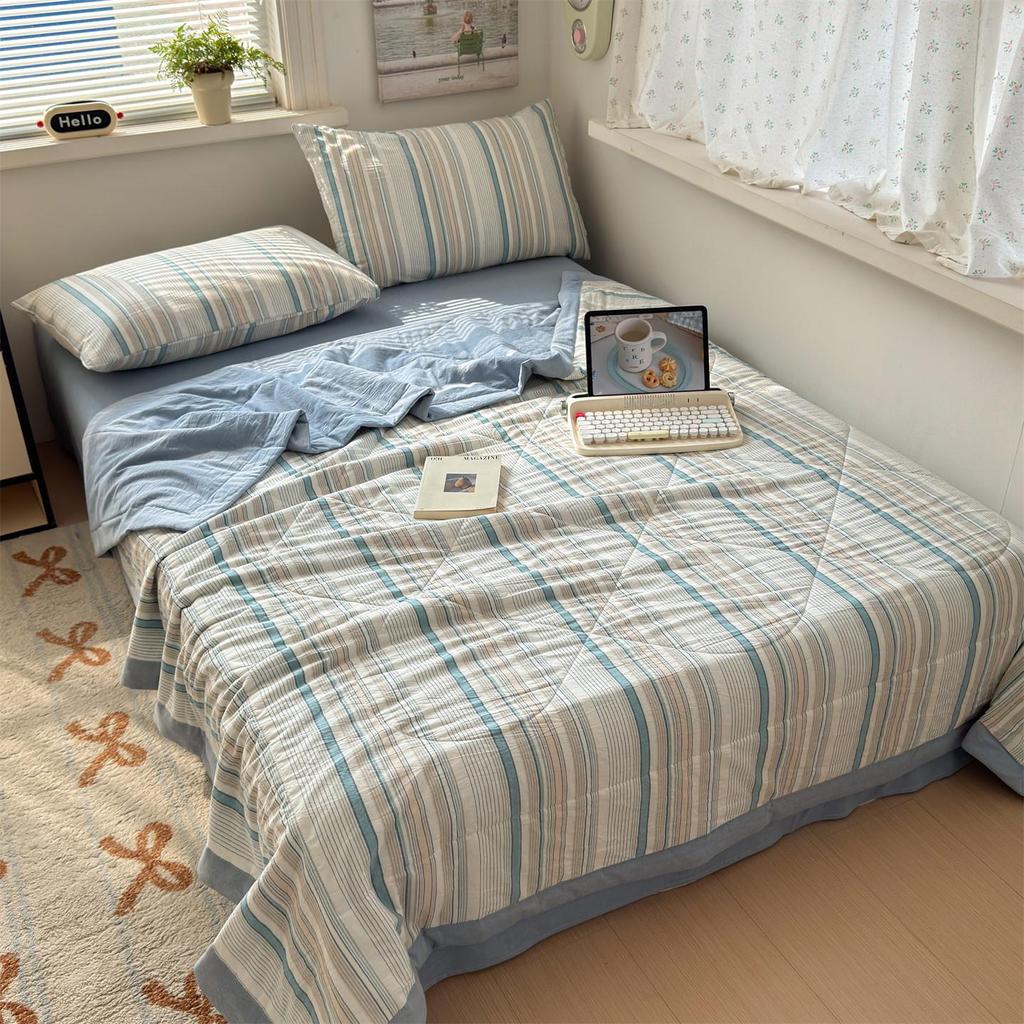 Class A Xinjiang Cotton Summer Quilt: Lightweight, Breathable, Pure Cotton 3-Piece AC Blanket for Dorms, Machine Washable.