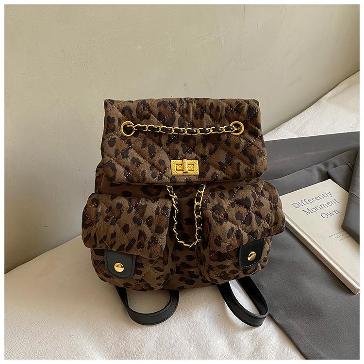 

Rhombus chain bag women s 2025 new fashion retro backpack high value schoolbag college student commuter backpack