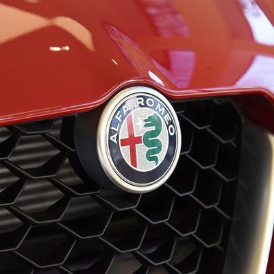 2 Pcs 74mm Car Front Hood Emblem Rear Suitcase Badge Logo For 159 147 Giulietta Stelvio 4C MITO 156 Giulia Sportiva