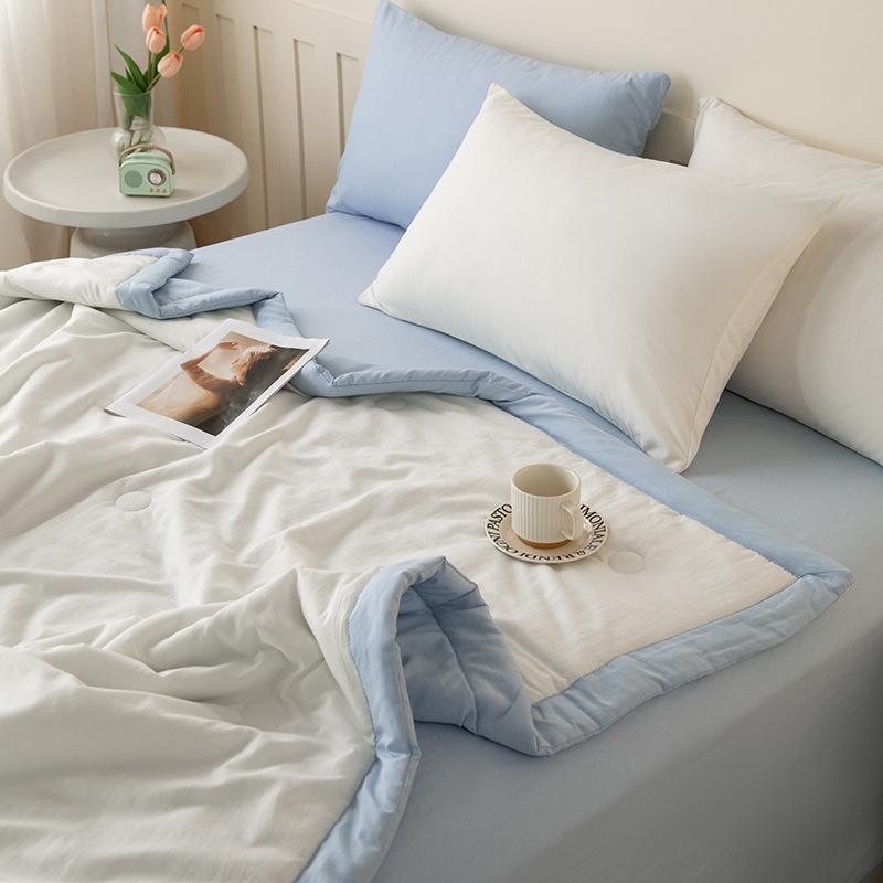 Xinjiang Cotton Summer Quilt: Machine Washable Lightweight AC Blanket for Spring & Autumn