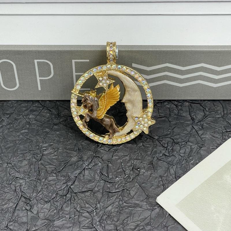 Newest Style Fashion Trends Jewellery earrings necklace bracelet ring jewelry vintage popular golden