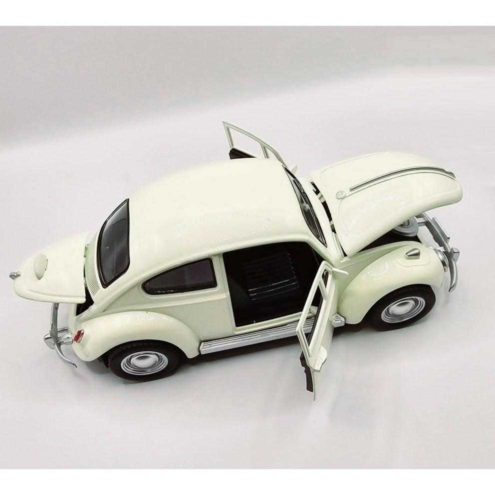 Volkswagen Beetle Classic 1:18 Scale Die-cast Model Car