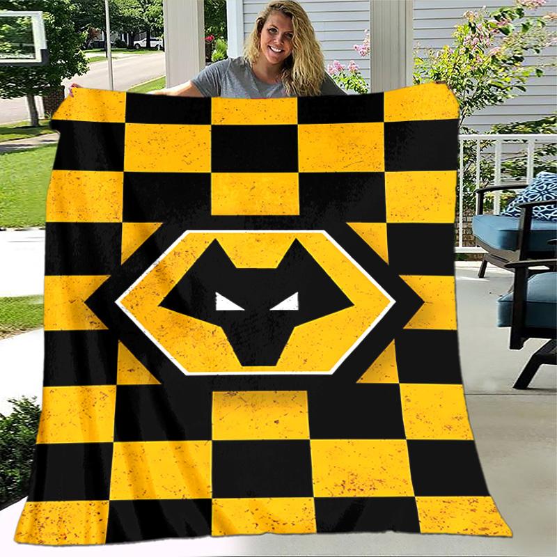 1pc Blanket - Football club logo Print Design, Lightweight Blanket for Sofa, Bed- Soft &Warm, Gift for All Seasons