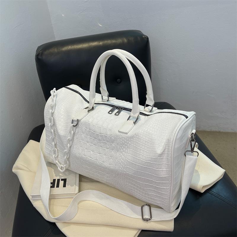 

Fashion chain single shoulder PU large capacity business trip travel luggage storage maternity bag waterproof sports fitness bag couple