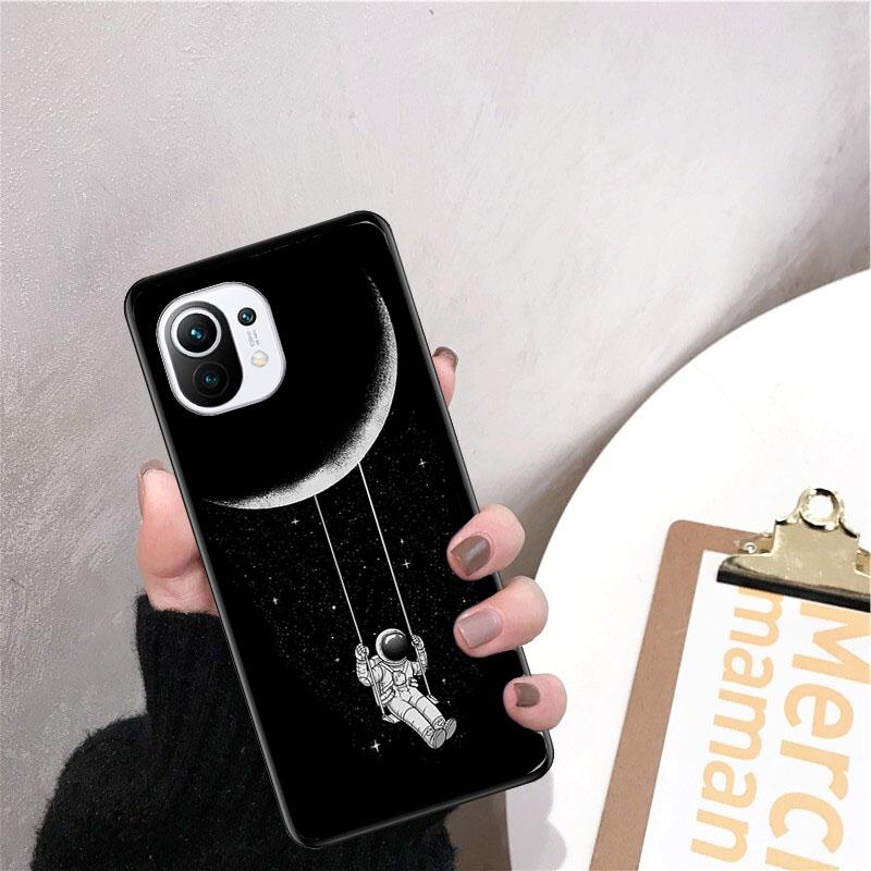 Moon Astronaut Phone Case for Xiaomi 12 Mi 10T 11T 11 Pro 10 10T 11 Lite 10pro 11Ultra Poco X3 Pro Poco F3 M3