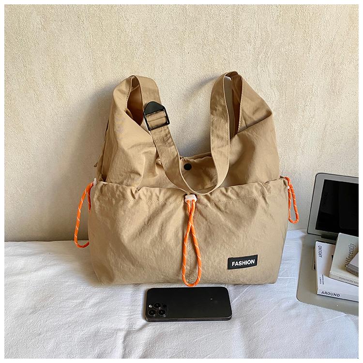 Large Capacity Tote Bag Women's Pleated Shoulder Bag Student Class Bag