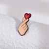 Creative Cute Cartoon Finger Heart Alloy Brooch, Men'S And Women'S Couple Bag Clip Accessories