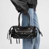 Vintage Nitowany Moto Bag Damska Stylowa Torebka Crossbody na Ramię z Wieloma Zamkami Detalem Łańcuszka