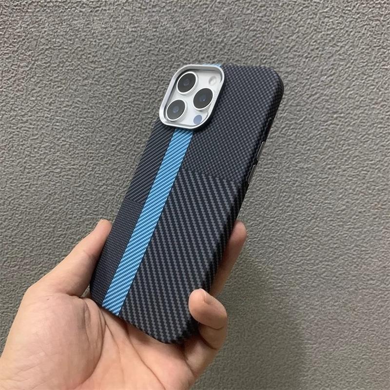 

Carbon Color Blue White Stripes Case for iPhone 16 17 Pro Max Magnetic Magnets Cover Charging Shell Protective Camera Lens Coque iPhone17 Pro Max