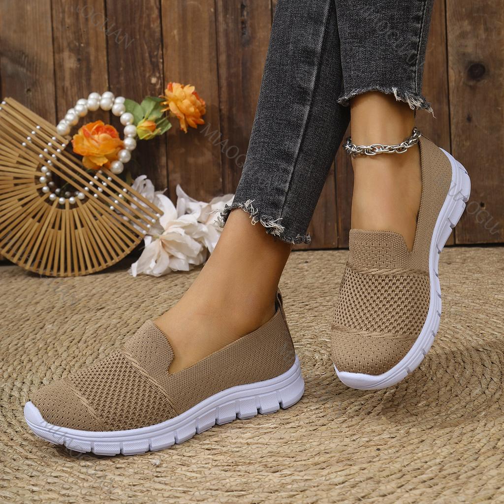 Damskie Buty 2025 Wiosna Lato Codzienne Oddychająca Siatka Okrągły Nosek Wygodne Codzienne Jednokolorowe Buty Płaskie Slip-on Trampki