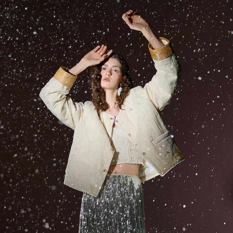 

Sancai Women s Round Neck Embroidered Short Goose Down Jacket XL 170/92A