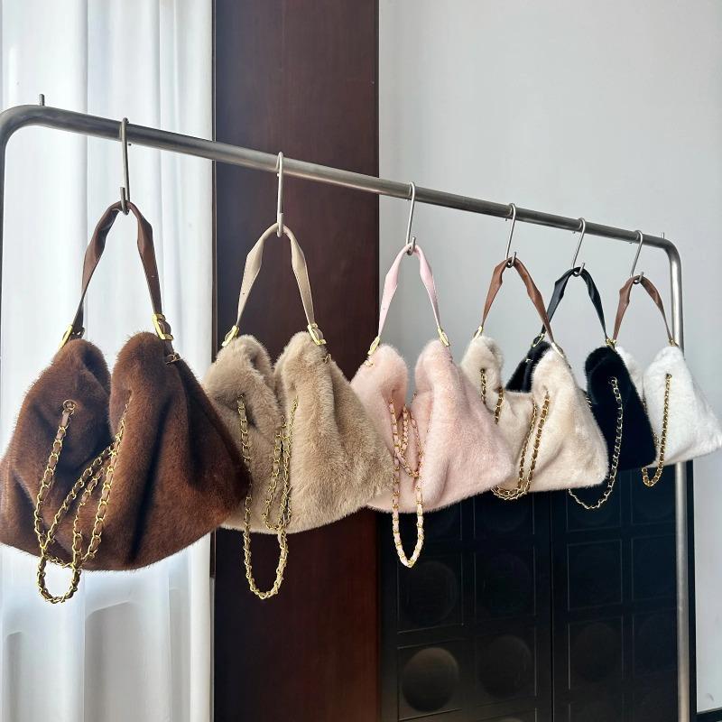 Elegant Faux Fur Shoulder Bags for Women Large Capacity Ladies Soft Plush Chain Handbags Fluffy Solid Color Underarm Bags Winter