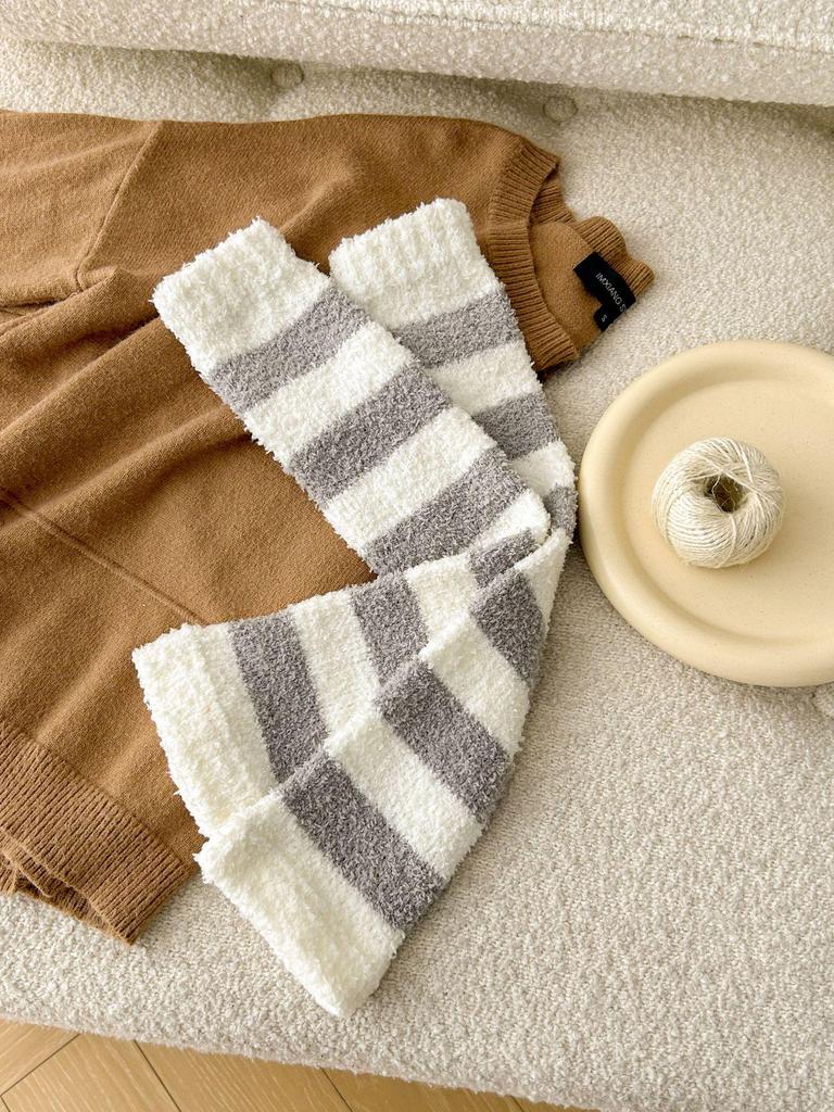 Winter Coral Fleece Over-the-Knee Leg Warmers - Thick, Warm Knee Pads & Sleep Socks for Men and Women