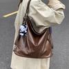Vintage Commuter Large Capacity Women's Shoulder Bag New Multi Purpose Shoulder Bag Autumn/Winter Back Bag Tote Bag