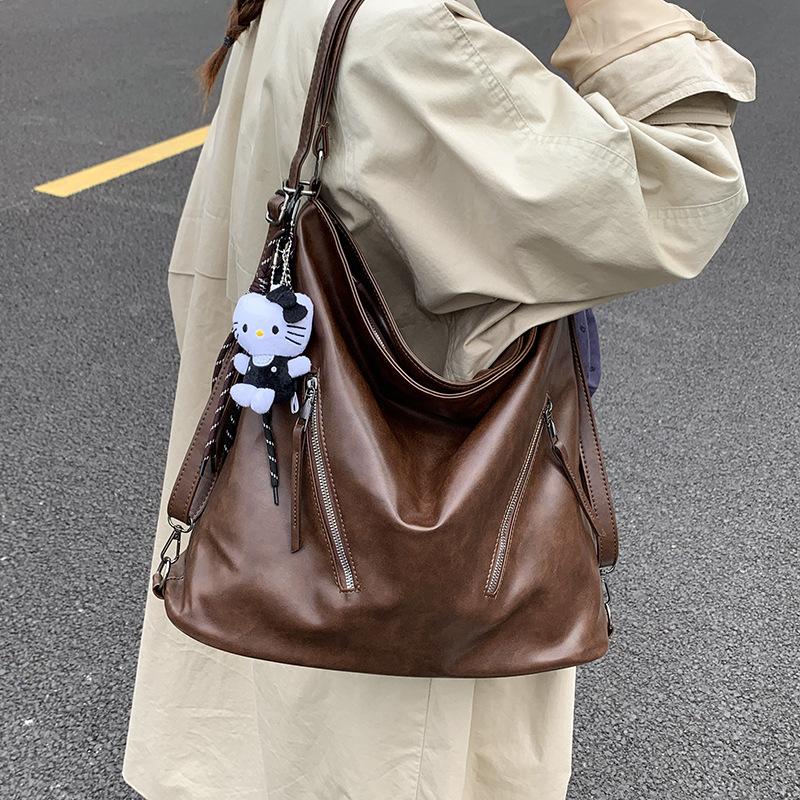 Vintage Commuter Large Capacity Women's Shoulder Bag New Multi Purpose Shoulder Bag Autumn/Winter Back Bag Tote Bag