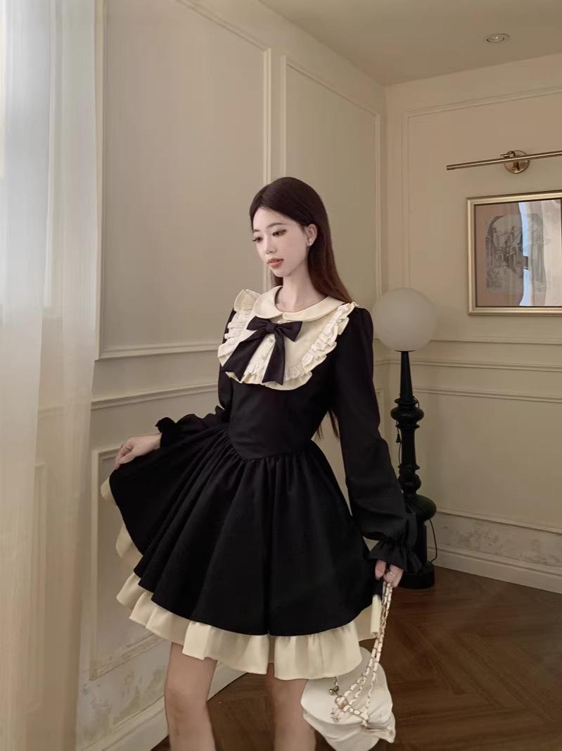 Plus Size French Two-Piece Style Spring 2026 Waist-Cinched Elegant Dress for Women M