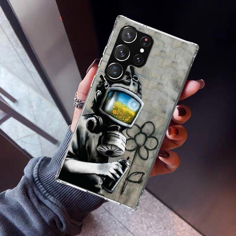 Street Art Banksy Graffiti Phone Case For Samsung Galaxy S23 S24 S25 Edge S26 Ultra S22 + S21 Plus S20 FE Cover Silicone Print S